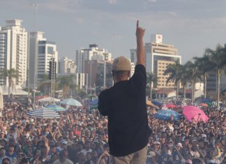 FLORIANÓPOLIS RECEBE SÁBADO A 23ª MARCHA PARA JESUS, A SEGUNDA MAIOR DO BRASIL