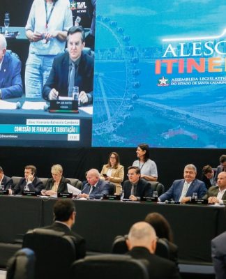 ALESC ITINERANTE: COMISSÃO DE FINANÇAS APROVA CONSÓRCIOS INTERMUNICIPAIS PARA INCLUSÃO SOCIAL
