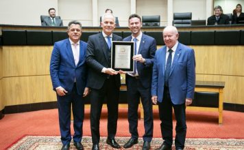 JUSTIÇA ELEITORAL DE SC CELEBRA 80 ANOS DE REINSTALAÇÃO COM HOMENAGEM NA ALESC