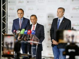 ALESC ITINERANTE APROXIMA O PARLAMENTO DA POPULAÇÃO E DEBATE DEMANDAS REGIONAIS DO VALE DO ITAJAÍ