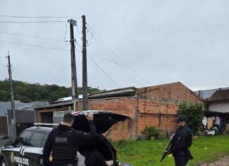 POLÍCIA CIVIL DEFLAGRA NOVA FASE DE OPERAÇÃO CONTRA ENTRADA ILEGAL DE ELETRÔNICOS NA PENITENCIÁRIA DE JOINVILLE