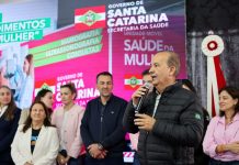 GOVERNADOR JORGINHO MELLO LANÇA UNIDADES MÓVEIS DA SAÚDE DA MULHER PARA AMPLIAR PREVENÇÃO AO CÂNCER DE MAMA