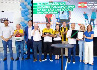 GOVERNADOR JORGINHO MELLO ENTREGA OBRAS EM ESCOLAS DO SUL E ANUNCIA NOVOS INVESTIMENTOS NA EDUCAÇÃO