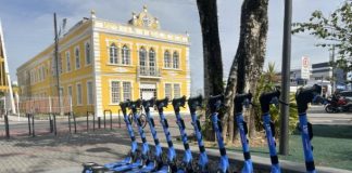PATINETES ELÉTRICOS GANHAM ESPAÇO EM PALHOÇA E IMPULSIONAM NOVA FASE DA MOBILIDADE URBANA