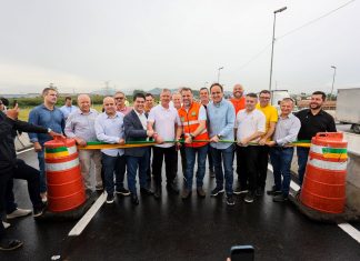 GOVERNO DE SC LIBERA VIADUTO DA MARGINAL NA INTERSEÇÃO DA SC-486 COM A BR-101 EM ITAJAÍ