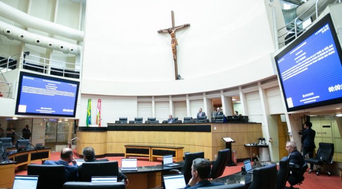 ALESC APROVA PROGRAMA DE PRIMEIROS SOCORROS NAS ESCOLAS PÚBLICAS ESTADUAIS