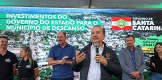 GOVERNO DE SC LEVA PAVIMENTAÇÃO E MAQUINÁRIO A DESCANSO EM INVESTIMENTO DE QUASE R$ 3 MILHÕES