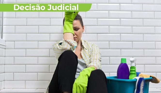 LOCATÁRIA SERÁ INDENIZADA POR MAU CHEIRO E ALAGAMENTOS EM IMÓVEL ALUGADO EM FLORIANÓPOLIS