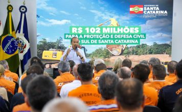 GOVERNADOR JORGINHO MELLO ANUNCIA R$ 102 MILHÕES EM INVESTIMENTOS PARA REFORÇAR A DEFESA CIVIL NO SUL DE SC