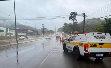 CICLONE EXTRATROPICAL PROVOCA TRÊS MORTES E CAUSA ALAGAMENTOS EM SANTA CATARINA