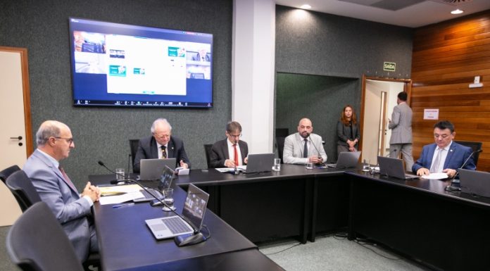 COMISSÃO DE SAÚDE APROVA OITO PROJETOS E AVANÇA EM POLÍTICAS PARA HOSPITAIS, DOENÇAS RARAS E ATENDIMENTO PRIORITÁRIO