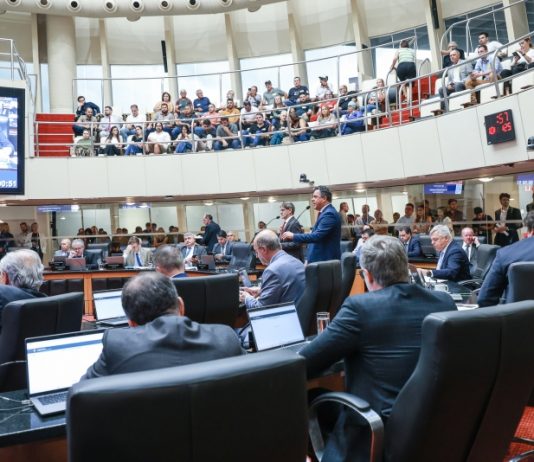 ALESC APROVA PROPOSTAS DO JUDICIÁRIO E DA DEFENSORIA PÚBLICA ESTADUAL