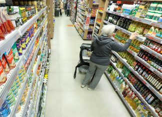 COMÉRCIO CATARINENSE CRESCE QUASE QUATRO VEZES MAIS QUE O BRASIL E SEGUE ENTRE OS LÍDERES NACIONAIS