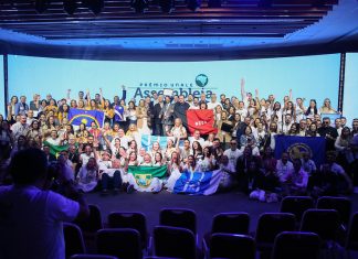 ALESC É DESTAQUE NA 18ª CONFERÊNCIA DA UNALE E CONQUISTA PREMIAÇÕES NACIONAIS