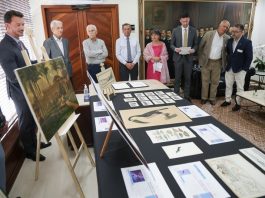 ALESC RECEBE ACERVO HISTÓRICO COM 400 PEÇAS QUE NARRAM A TRANSFORMAÇÃO DE DESTERRO EM FLORIANÓPOLIS