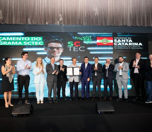 JORGINHO MELLO LANÇA MAIOR PROGRAMA DE QUALIFICAÇÃO EM TECNOLOGIA E IA DE SC: SCTEC DEVE IMPACTAR 155 MIL PESSOAS