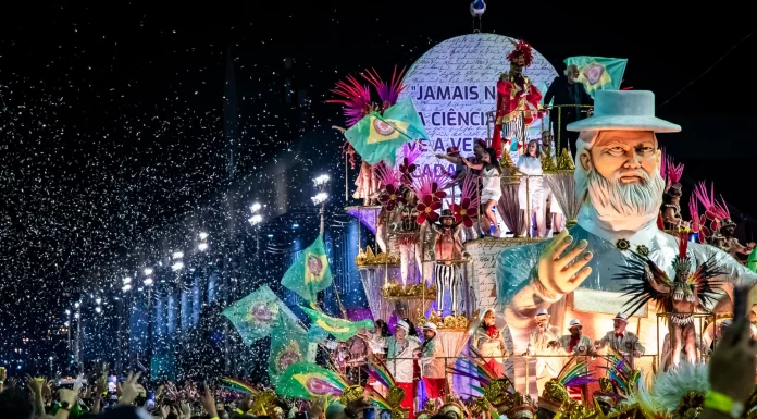 CARNAVAL DE FLORIANÓPOLIS 2026 AMPLIA PROGRAMAÇÃO, ESPALHA ARENAS PELA CIDADE E TRAZ GRANDES NOMES DA MÚSICA NACIONAL