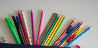 VOLTA ÀS AULAS: MPSC ORIENTA PAIS E RESPONSÁVEIS SOBRE COBRANÇAS ILEGAIS E DIREITOS DO CONSUMIDOR