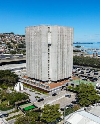 TJSC EMPOSSA NOVE NOVOS JUÍZES DE 2º GRAU NESTA SEXTA-FEIRA