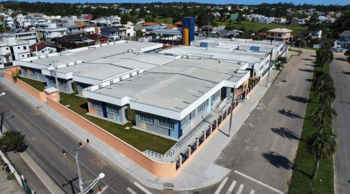FLORIANÓPOLIS INAUGURA NOVA ESCOLA EM TEMPO INTEGRAL NO RIO VERMELHO COM 280 VAGAS