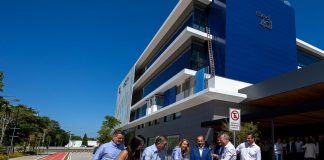 GOVERNADOR PARTICIPA DA INAUGURAÇÃO DO COMPLEXO MED-401 EM FLORIANÓPOLIS E REFORÇA A REDE DE SAÚDE EM SANTA CATARINA