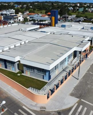 ANO LETIVO 2026:MAIS DE 34 MIL ESTUDANTES VOLTAM ÀS AULAS NA REDE MUNICIPAL DE FLORIANÓPOLIS