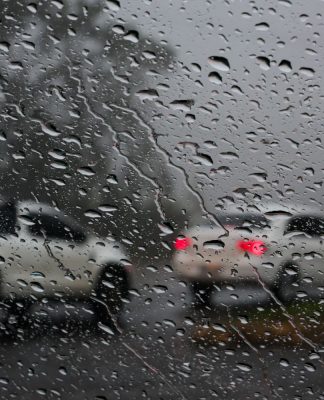 PROTEÇÃO E DEFESA CIVIL EMITE ALERTA VERMELHO PARA CHUVAS INTENSAS DURANTE O CARNAVAL EM SANTA CATARINA