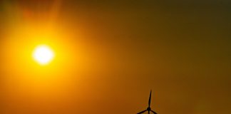 CALOR ACIMA DOS 35°C E TEMPORAIS MARCAM A SEMANA EM SANTA CATARINA