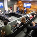 CADASTRO ESTADUAL DE PESSOAS COM DEFICIÊNCIA AVANÇA NA ALESC E COMISSÃO AMPLIA DEBATE SOBRE INCLUSÃO