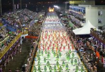 CARNAVAL 2026: FLORIANÓPOLIS ABRE DESFILES DAS ESCOLAS DE SAMBA NA PASSARELA NEGO QUIRIDO