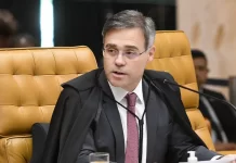 MENDONÇA DEVOLVE DADOS SIGILOSOS DE VORCARO À CPMI DO INSS