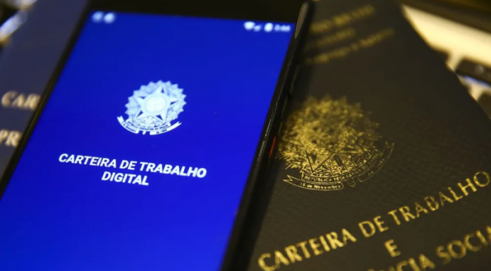 REDUÇÃO DA JORNADA DE TRABALHO PODE GERAR CUSTO EXTRA DE R$ 17,1 BILHÕES POR ANO EM SC