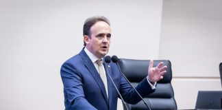 ALESC: DEPUTADO CRITICA REPACTUAÇÃO DA BR-101 E ALERTA PARA FALTA DE OBRAS ESTRATÉGICAS ATÉ 2048