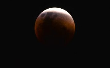 BRASIL VERÁ APENAS PARTE DO ECLIPSE LUNAR DE 3 DE MARÇO; “LUA DE SANGUE” NÃO SERÁ VISÍVEL POR COMPLETO