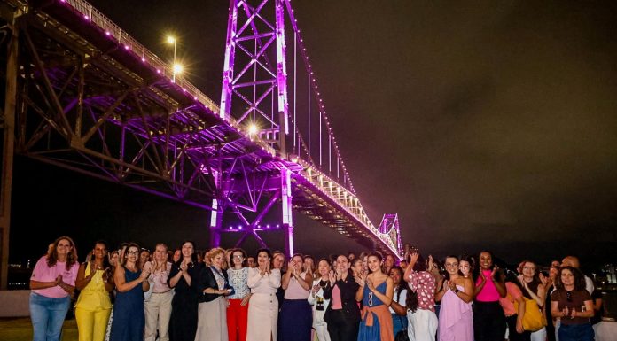 SOB A PONTE HERCÍLIO LUZ ILUMINADA DE ROSA, GOVERNO DO ESTADO LANÇA MÊS DA MULHER COM AGENDA ESTADUAL DE PROTEÇÃO E PROTAGONISMO