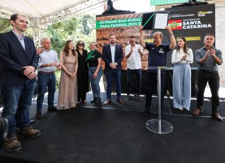 GOVERNADOR ANUNCIA R$ 35 MILHÕES EM OBRAS E REFORÇA INFRAESTRUTURA EM FAXINAL DOS GUEDES