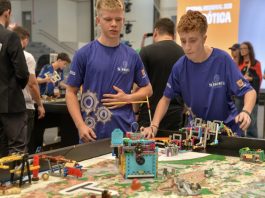 RUMO AO NACIONAL: 148 ESTUDANTES DA REDE SESI/SC DISPUTAM CAMPEONATO DE ROBÓTICA EM SÃO PAULO