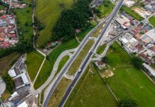 EM BRUSQUE, GOVERNADOR JORGINHO MELLO ASSINA ORDEM DE SERVIÇO PARA CONSTRUÇÃO DO VIADUTO DO LIMOEIRO