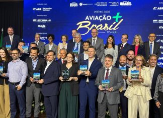 EXCELÊNCIA NOS CÉUS: SANTA CATARINA DOMINA A AVIAÇÃO NACIONAL E CONQUISTA DOIS DOS PRINCIPAIS PRÊMIOS DO BRASIL