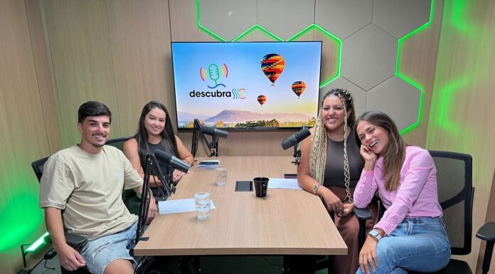 PODCAST DESCUBRA SC ESTREIA COM ROTEIRO PELAS JOIAS ESCONDIDAS DO LITORAL CATARINENSE