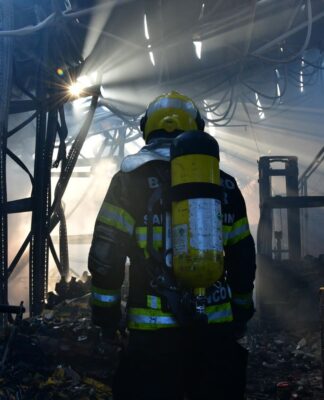 TRABALHO DE INVESTIGAÇÃO DE INCÊNDIOS DO CBMSC APRIMORA NORMAS DE SEGURANÇA E GERA ECONOMIA DE R$ 3,1 BILHÕES EM BENS SALVOS