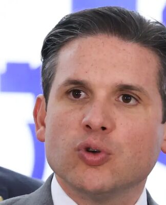 CÂMARA MUDA ESTRATÉGIA E DEBATE FIM DA ESCALA 6X1 VIA PEC GANHA FORÇA NO CONGRESSO