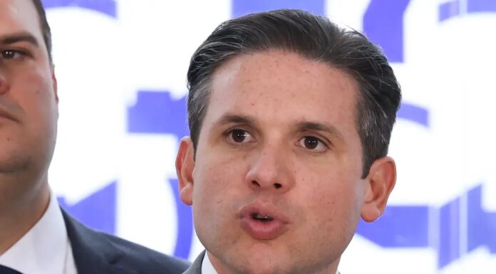 CÂMARA MUDA ESTRATÉGIA E DEBATE FIM DA ESCALA 6X1 VIA PEC GANHA FORÇA NO CONGRESSO