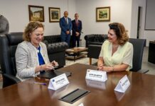 SANTA CATARINA AMPLIA PONTES INTERNACIONAIS E APRESENTA MODELO DE DESENVOLVIMENTO À AUSTRÁLIA