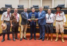 53º RODEIO NACIONAL LEVA TRADIÇÃO, CULTURA E IMPACTO ECONÔMICO AO CENTRO DO DEBATE NA ALESC