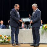 COBALCHINI RECEBE TÍTULO DE CIDADÃO HONORÁRIO DE PALHOÇA E REFORÇA COMPROMISSO COM O DESENVOLVIMENTO REGIONAL