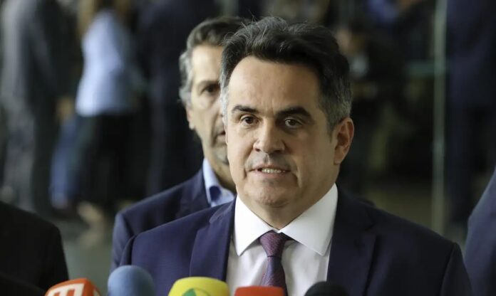 Senador Ciro Nogueira é alvo de restrições impostas pelo STF após investigação da Polícia Federal apontar suposto favorecimento ao Banco Master em troca de benefícios financeiros e vantagens pessoais. (Fabio Rodrigues Pozzebom/Agência Brasil)