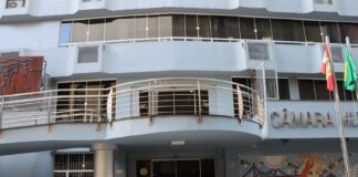 CÂMARA DE FLORIANÓPOLIS HOMENAGEIA VOZES HISTÓRICAS DA CRÔNICA ESPORTIVA CATARINENSE