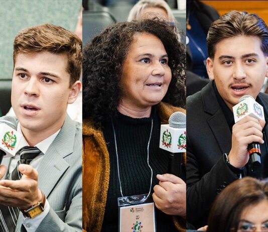 VOZES QUE TRANSFORMAM A POLÍTICA: HISTÓRIAS DE SUPERAÇÃO MARCAM O ESTÁGIO VISITA NA ALESC