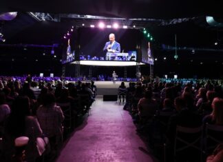 JORGINHO MELLO DESTACA FORÇA DA ADVOCACIA CATARINENSE E PROTAGONISMO SOCIAL DE SC NA ABERTURA DA MAIOR CONFERÊNCIA JURÍDICA DO ESTADO
